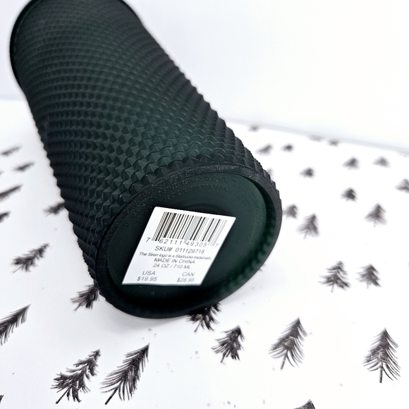 Starbucks Matte Dark Green Studded Venti Tumbler NWT - Picture 4 of 5